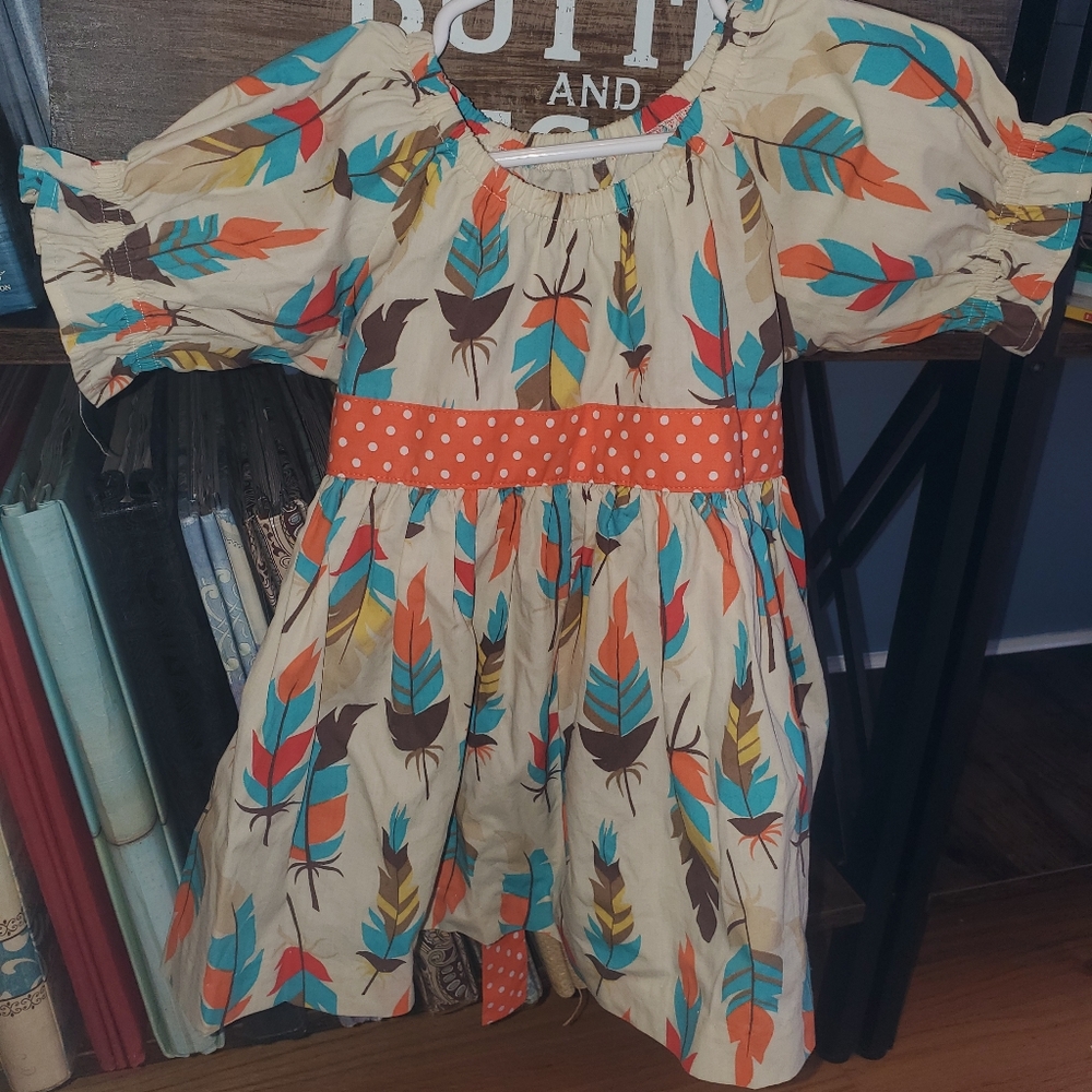 Eleanor Rose Thanksgiving feathers size 2